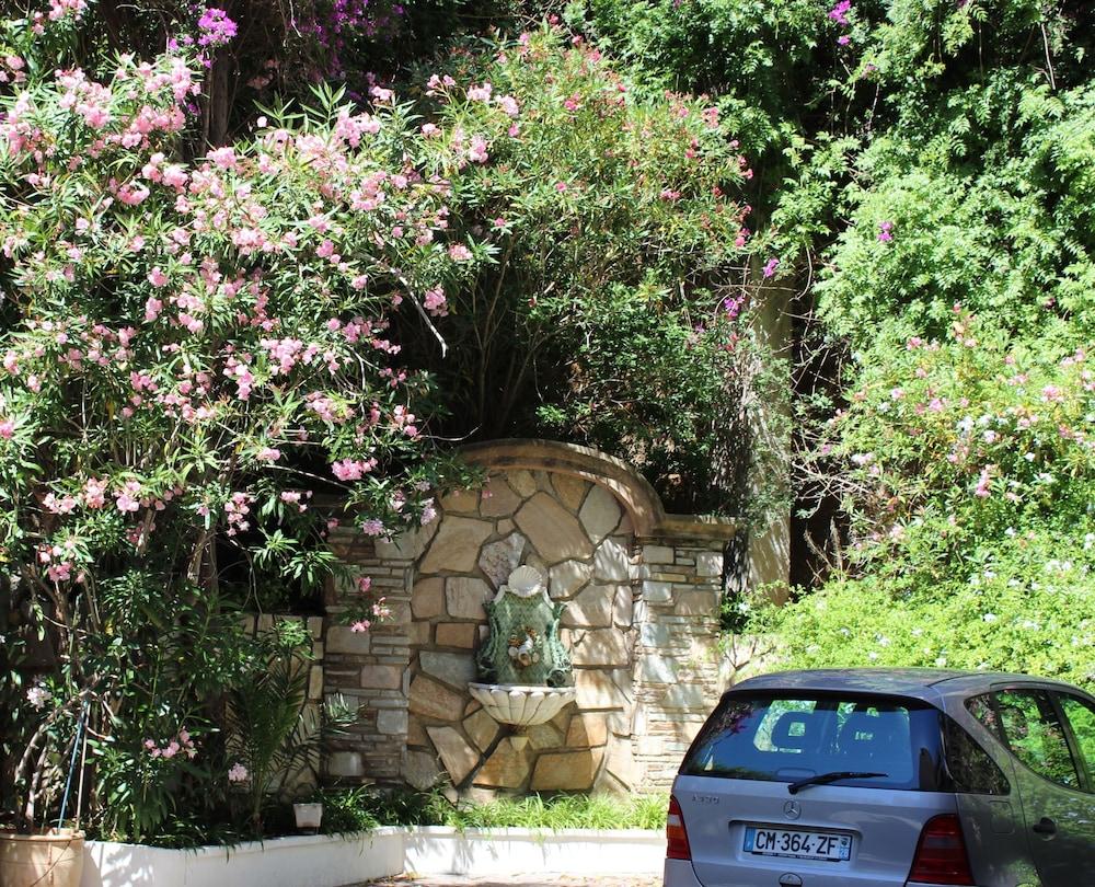 Grand Hotel De Calvi Calvi  Bagian luar foto