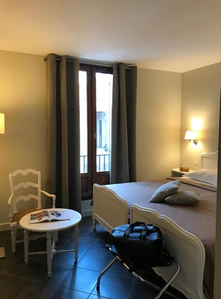 Grand Hotel De Calvi Calvi  Bagian luar foto
