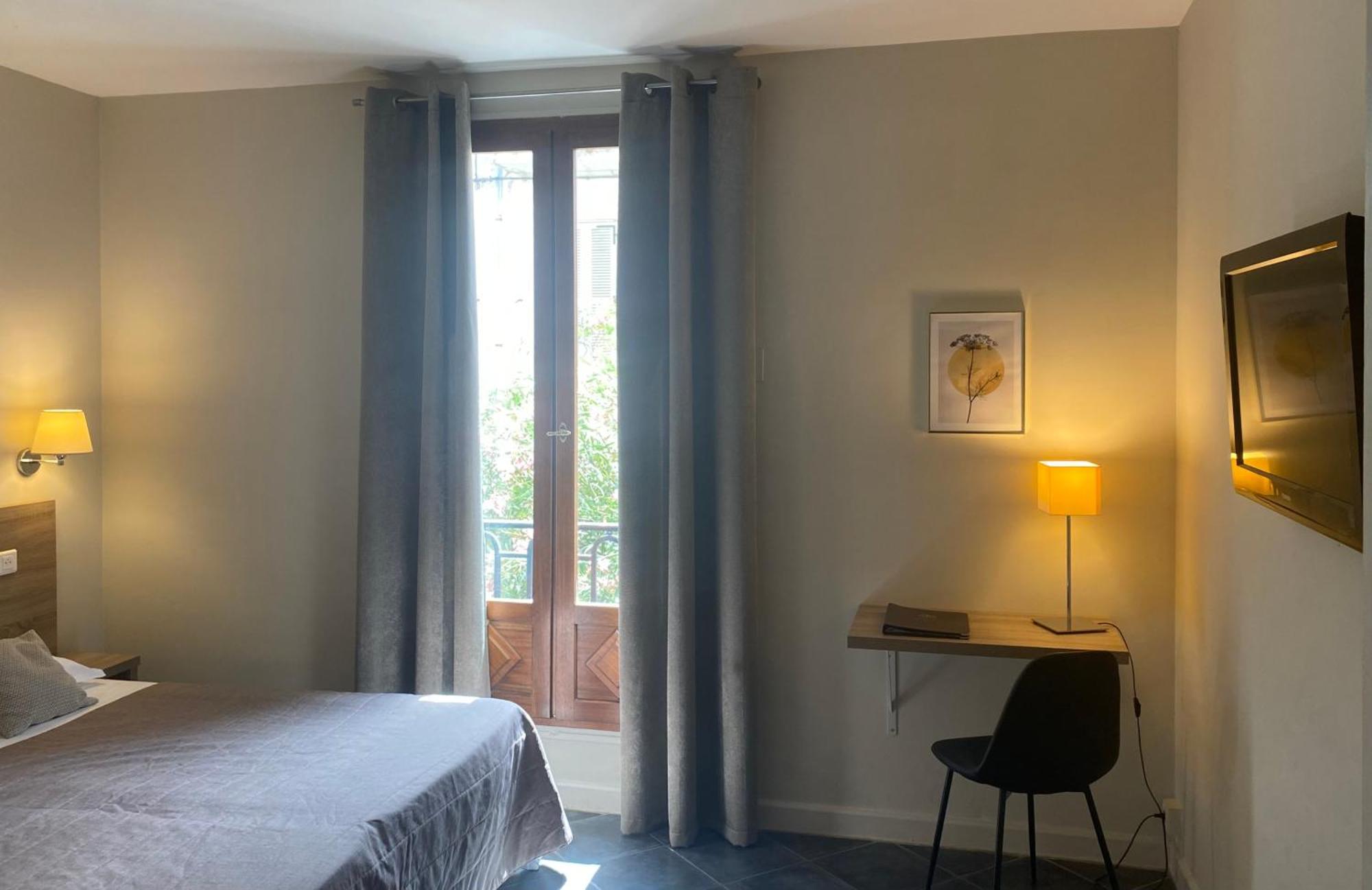Grand Hotel De Calvi Calvi  Bagian luar foto